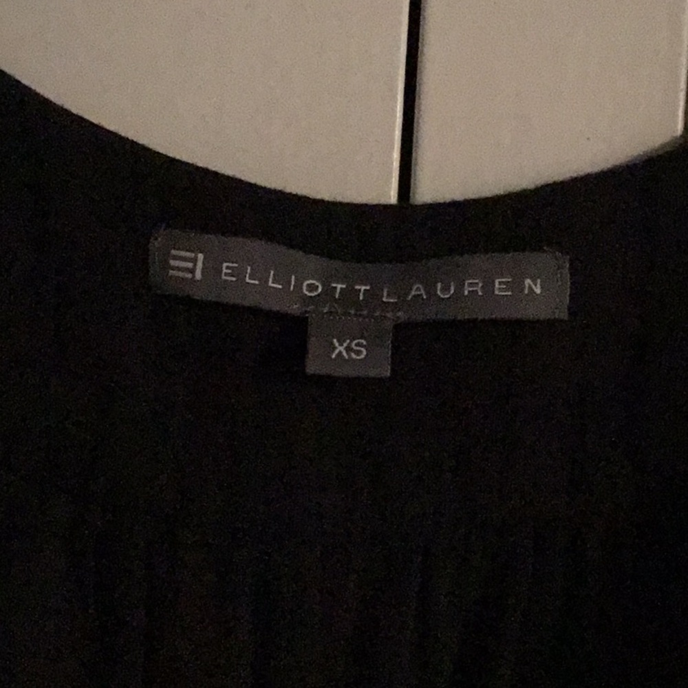Dress - Picture 3 of 4